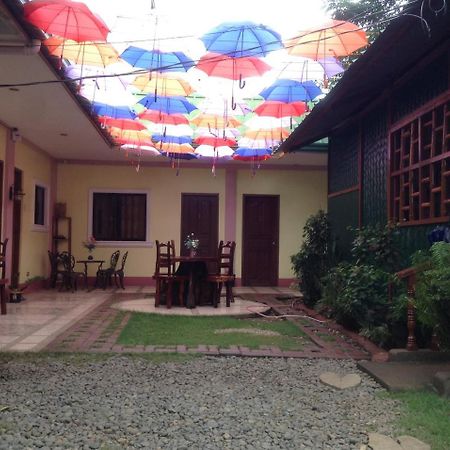 Tia Mers Guest House Puerto Princesa Dış mekan fotoğraf