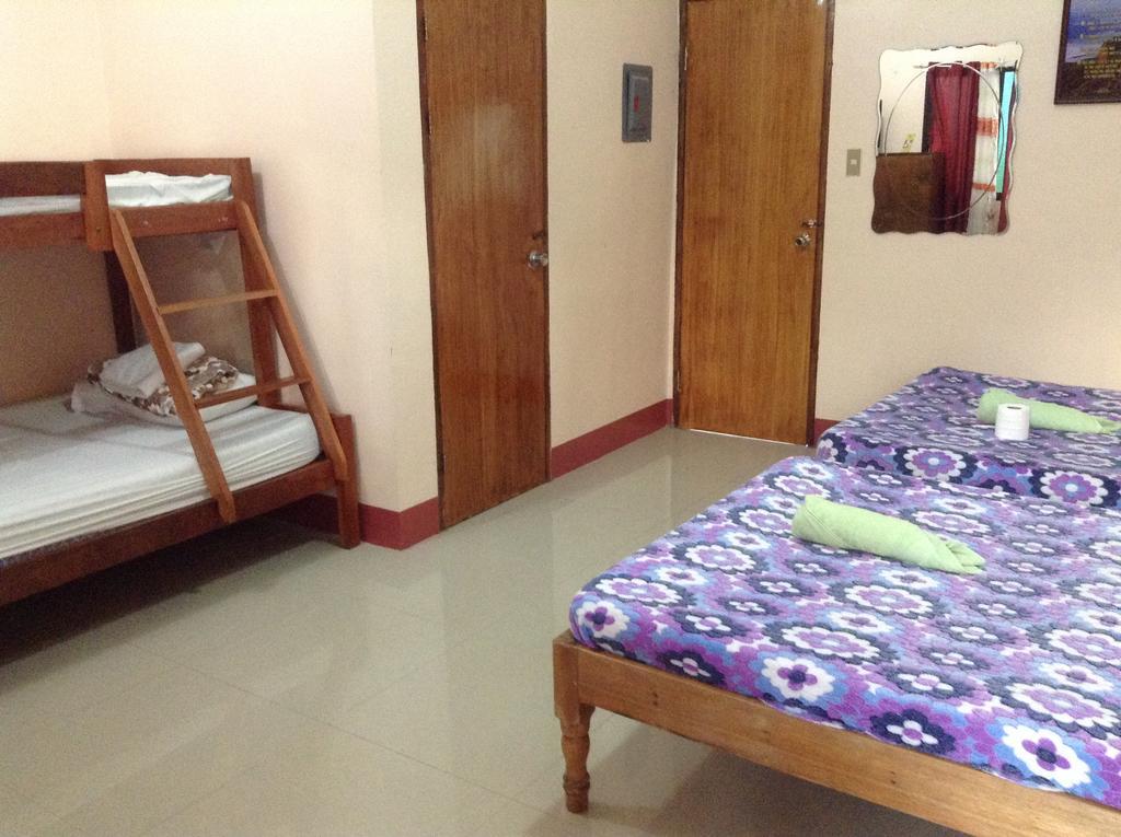 Tia Mers Guest House Puerto Princesa Dış mekan fotoğraf