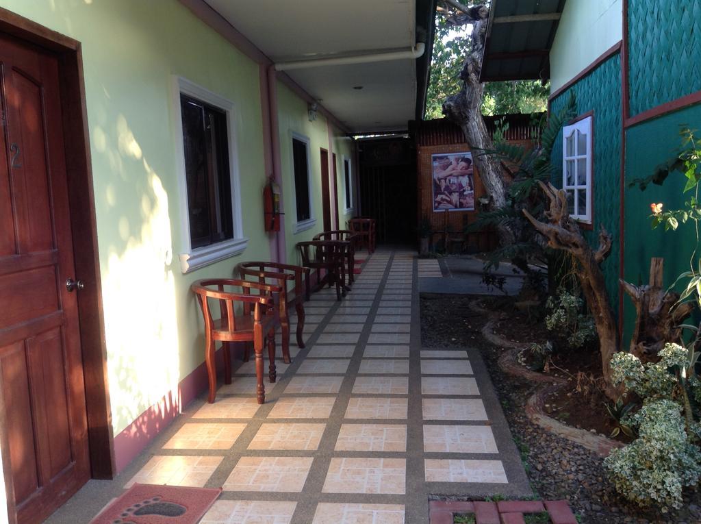 Tia Mers Guest House Puerto Princesa Dış mekan fotoğraf