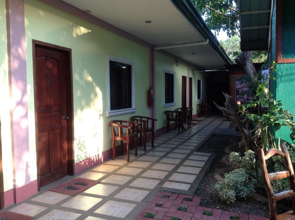 Tia Mers Guest House Puerto Princesa Dış mekan fotoğraf