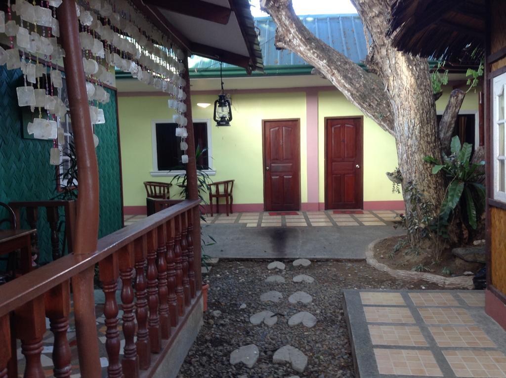 Tia Mers Guest House Puerto Princesa Dış mekan fotoğraf