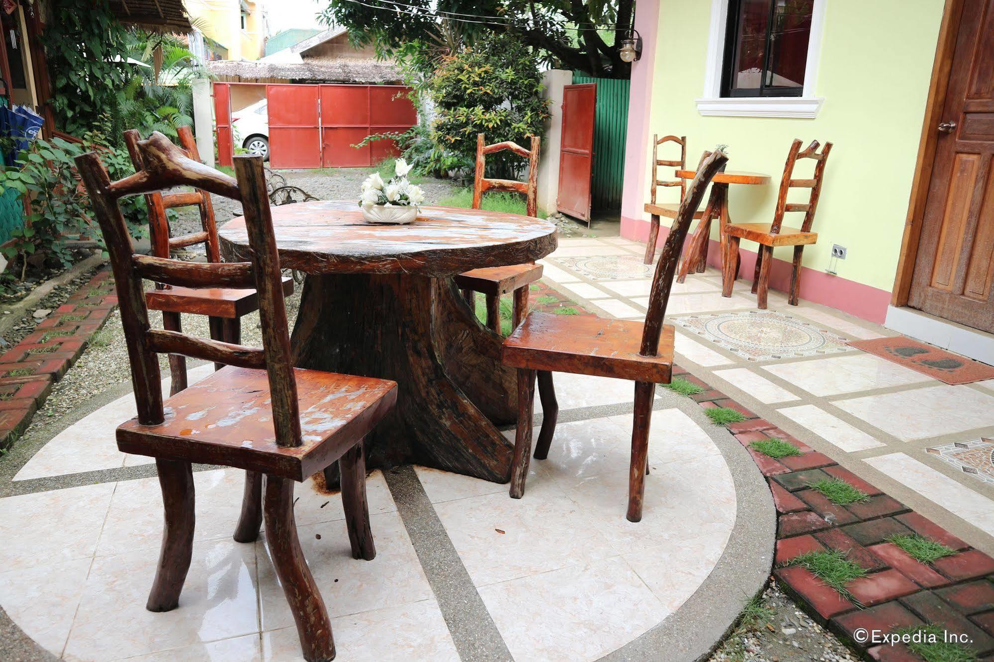 Tia Mers Guest House Puerto Princesa Dış mekan fotoğraf