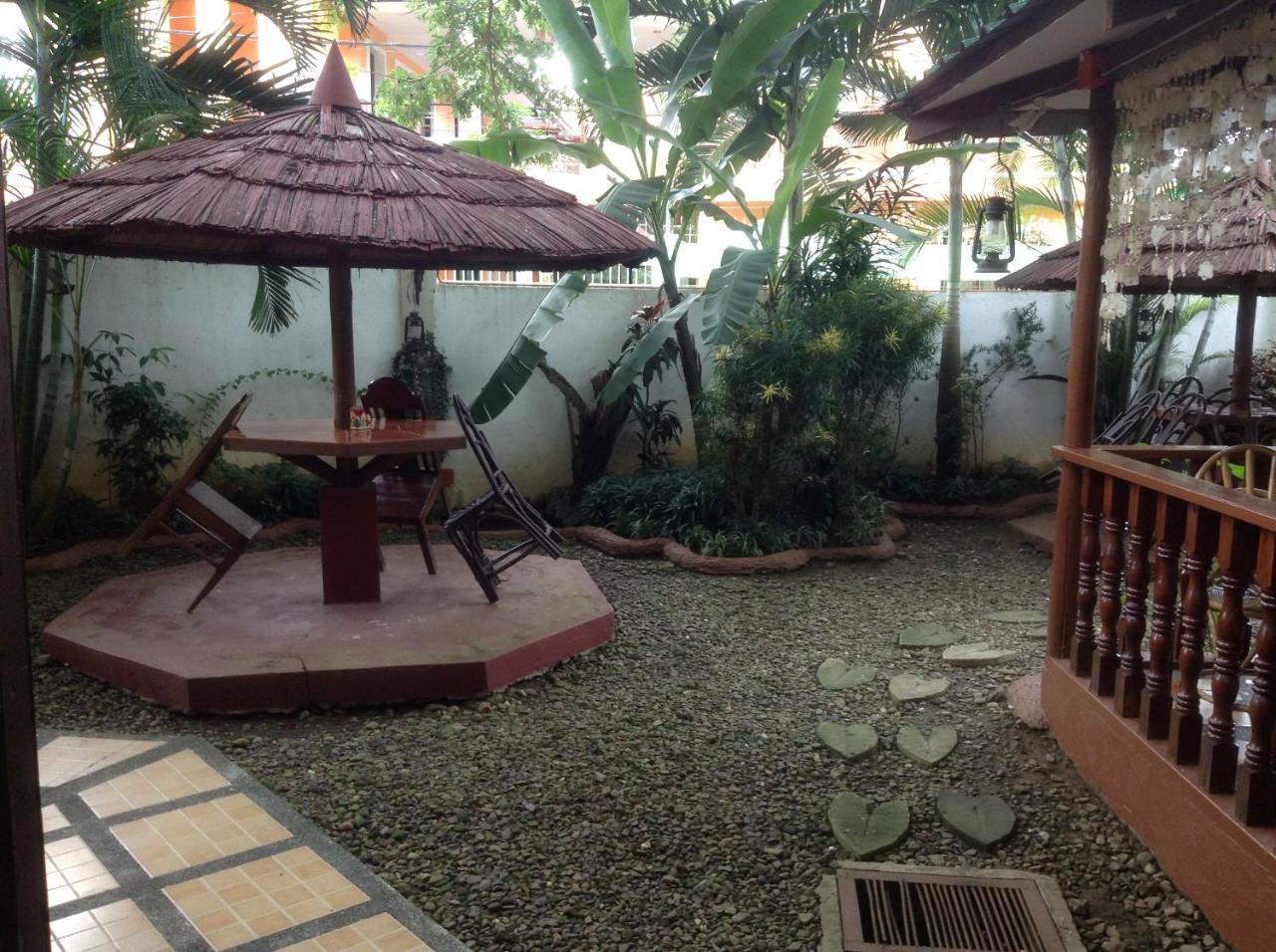 Tia Mers Guest House Puerto Princesa Dış mekan fotoğraf