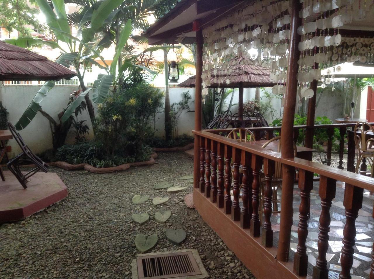 Tia Mers Guest House Puerto Princesa Dış mekan fotoğraf